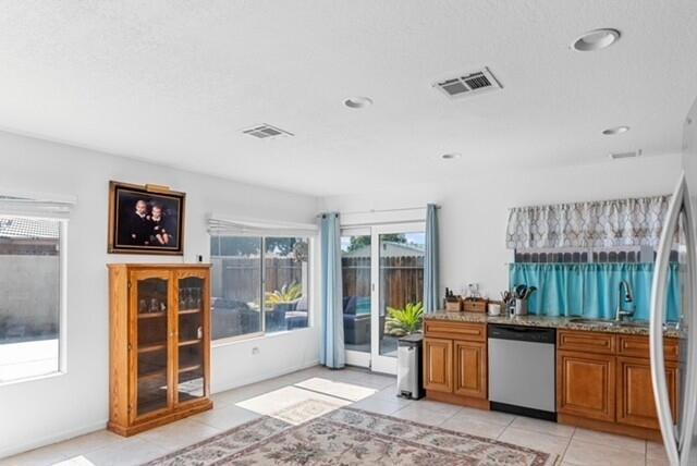 45690 Capistrano Street Property Photo 19