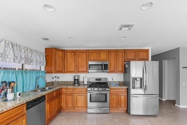 45690 Capistrano Street Property Photo 24