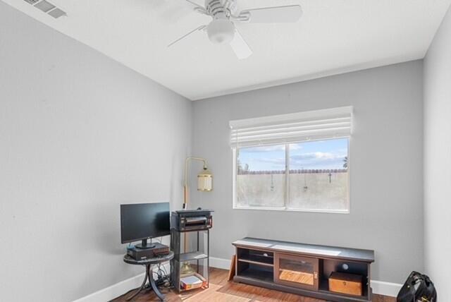 45690 Capistrano Street Property Photo 29