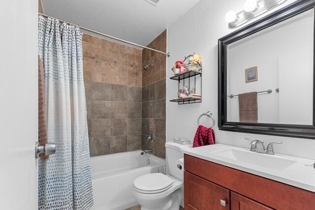 45690 Capistrano Street Property Photo 43
