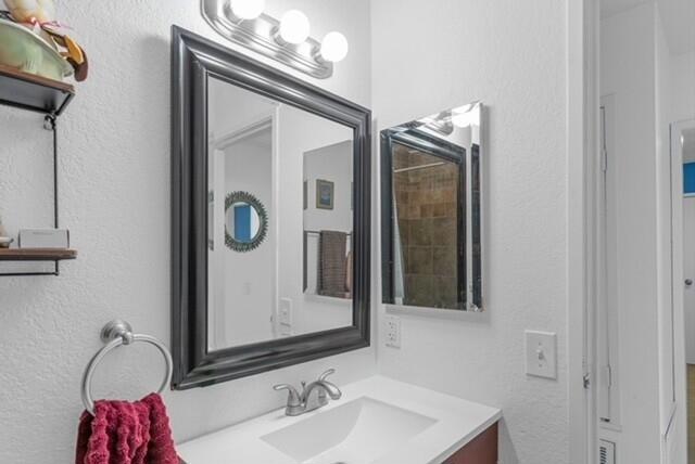 45690 Capistrano Street Property Photo 44