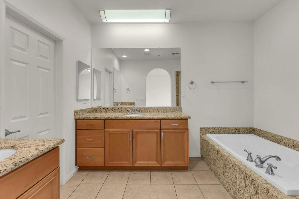 402 Calle Traditions Property Photo 44