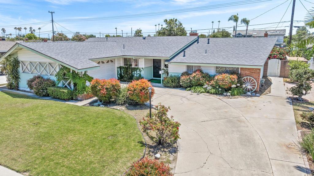 8822 Lola Avenue Property Photo 38