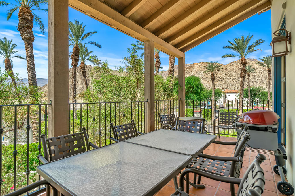 48796 Classic Drive Property Photo 8
