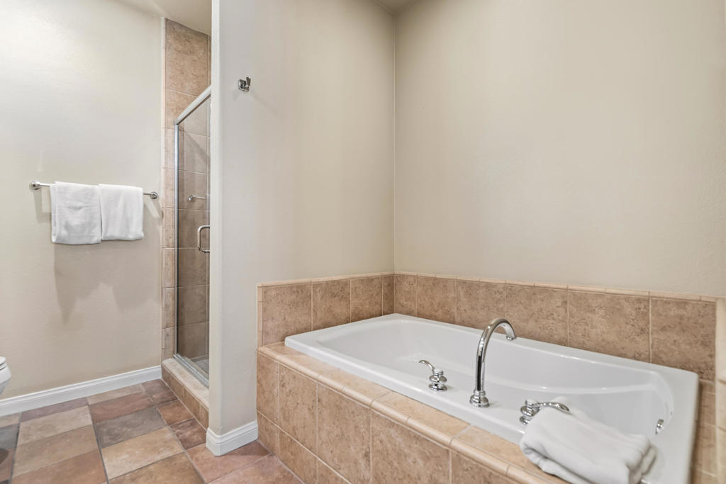 48796 Classic Drive Property Photo 22