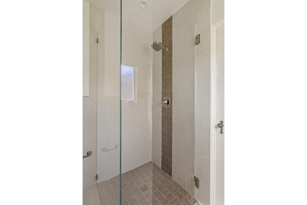 3756 Clayton Avenue W Property Photo 25