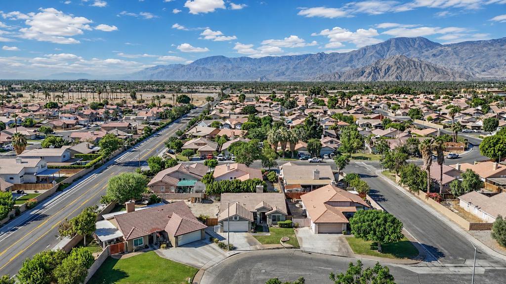 80469 Sandscript Court Property Photo 4