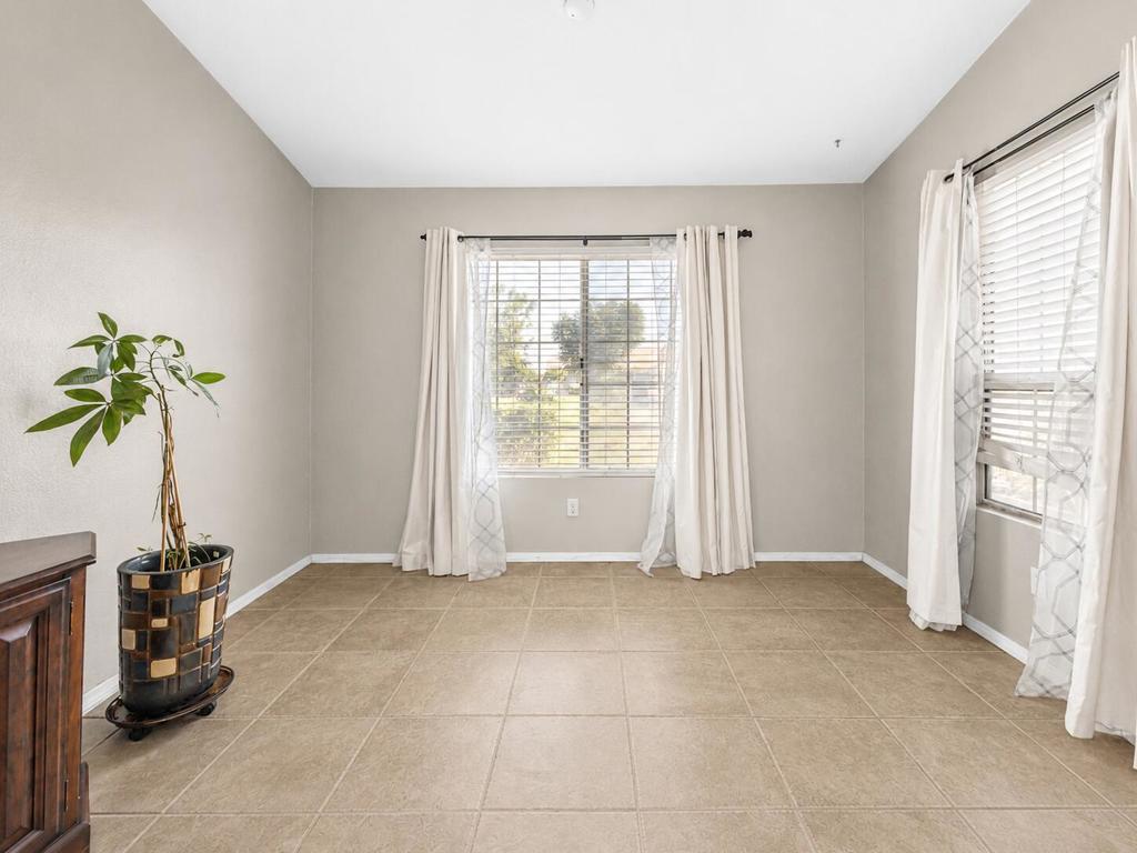 80469 Sandscript Court Property Photo 10
