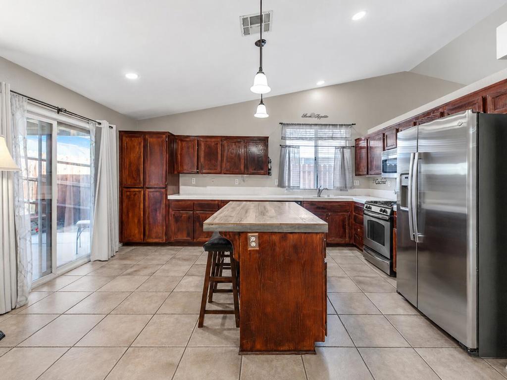 80469 Sandscript Court Property Photo 15