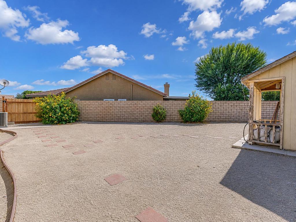 80469 Sandscript Court Property Photo 38