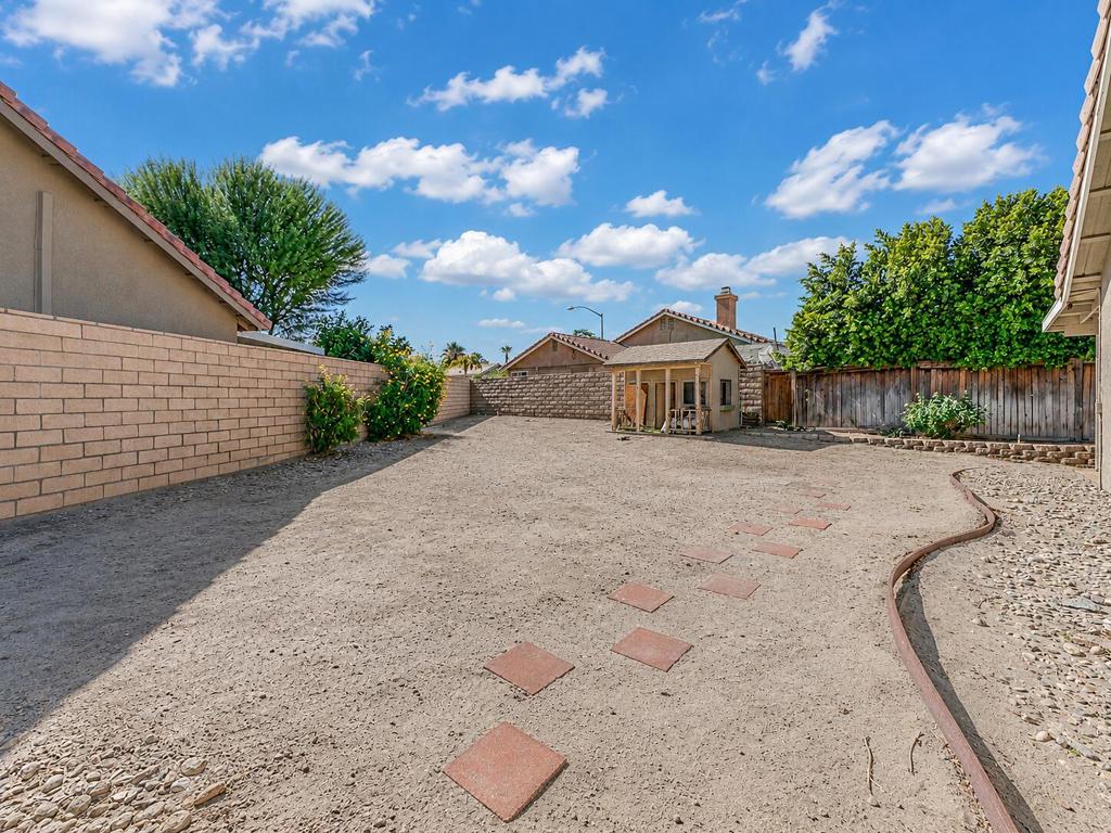 80469 Sandscript Court Property Photo 39