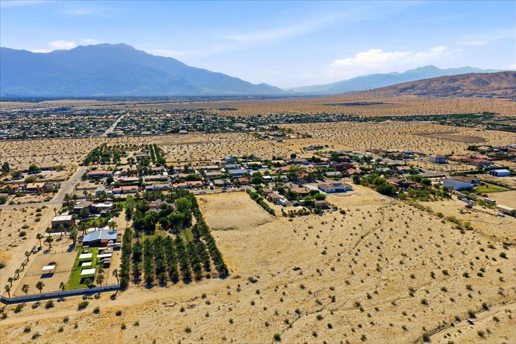 30814 Desert Moon Drive Property Photo 21
