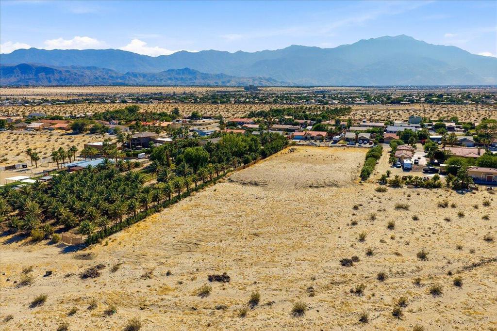 30814 Desert Moon Drive Property Photo 28