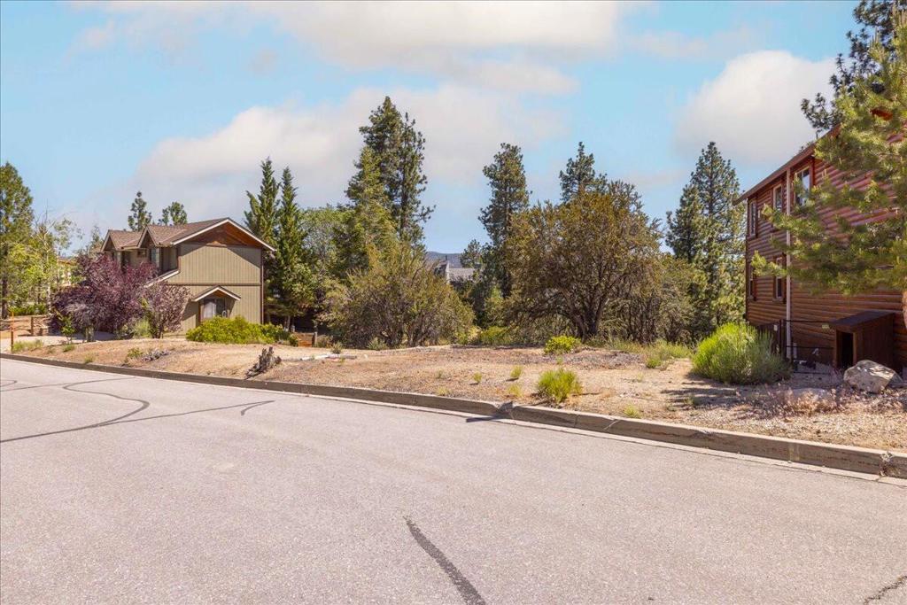 40587 Ironwood Drive Property Photo 3