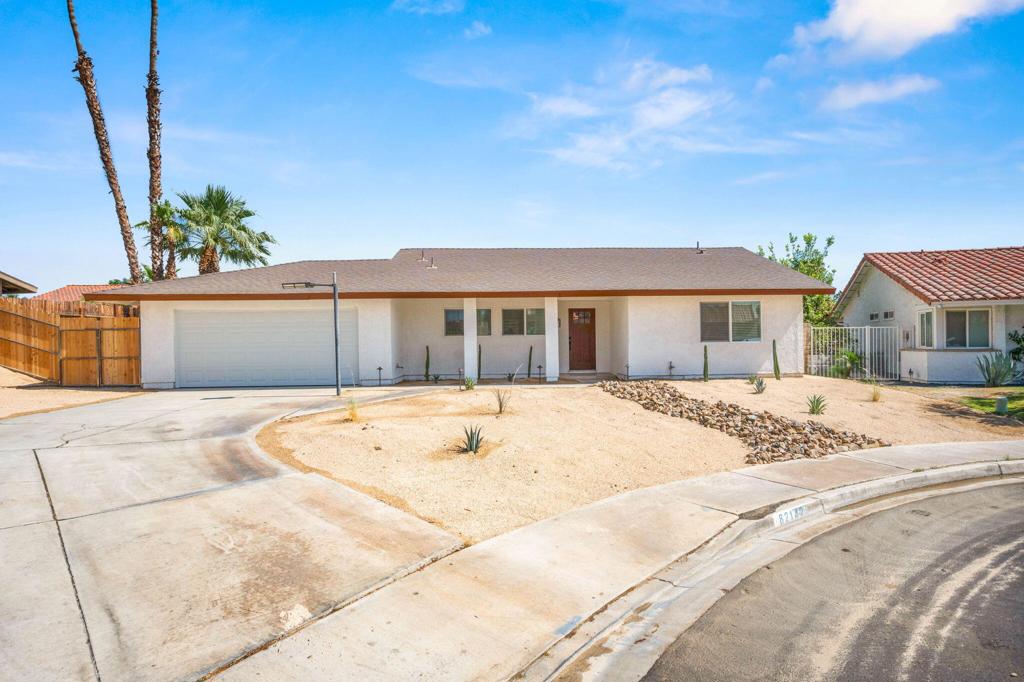 82142 W Solar Court Property Photo 8