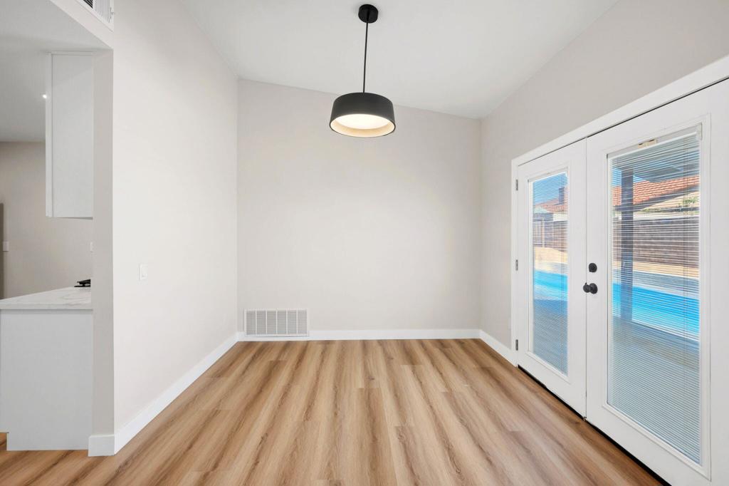 82142 W Solar Court Property Photo 16