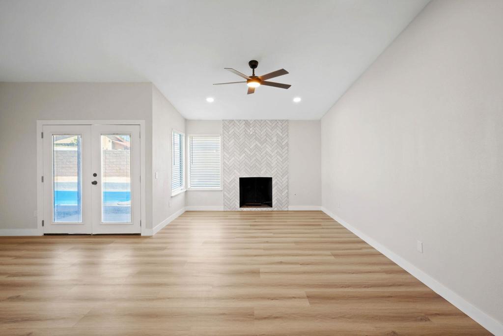 82142 W Solar Court Property Photo 18