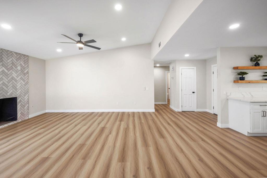 82142 W Solar Court Property Photo 19