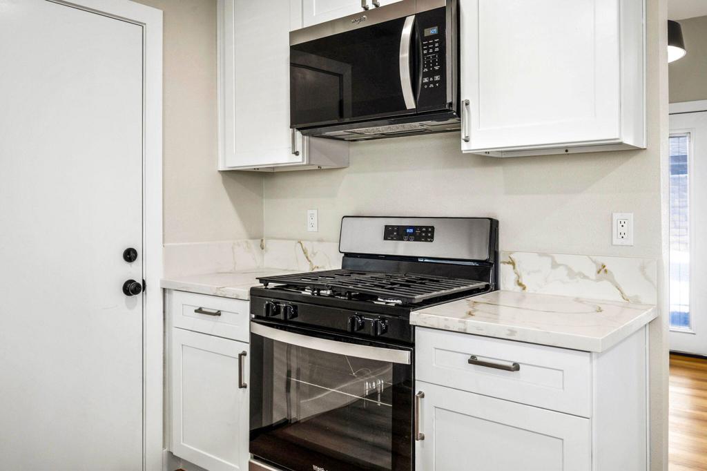 82142 W Solar Court Property Photo 25