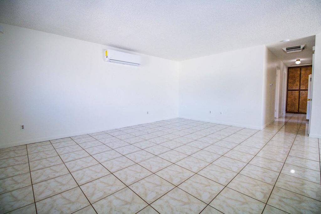 16195 Via Vista Property Photo 4