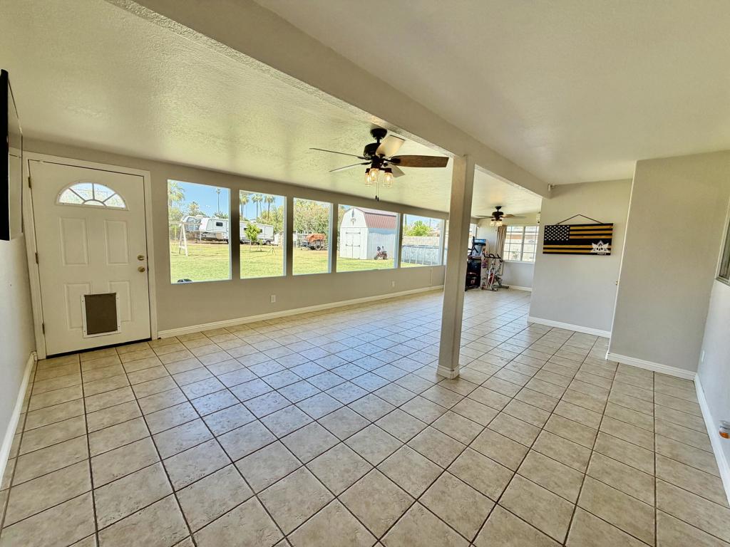 325 E Chanslor Way Property Photo 32