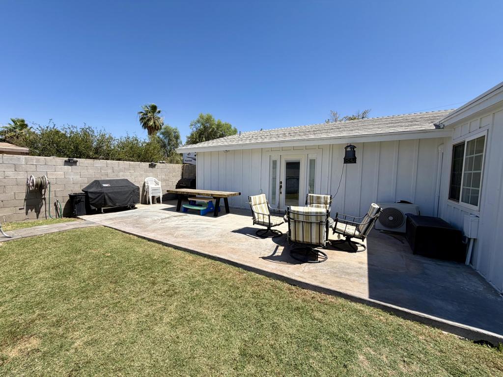 325 E Chanslor Way Property Photo 35