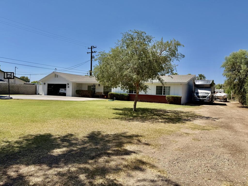 325 E Chanslor Way Property Photo 41