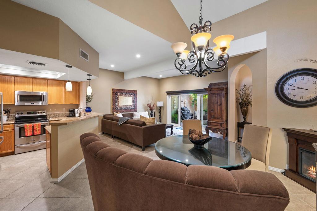 73421 Foxtail Lane Property Photo 9