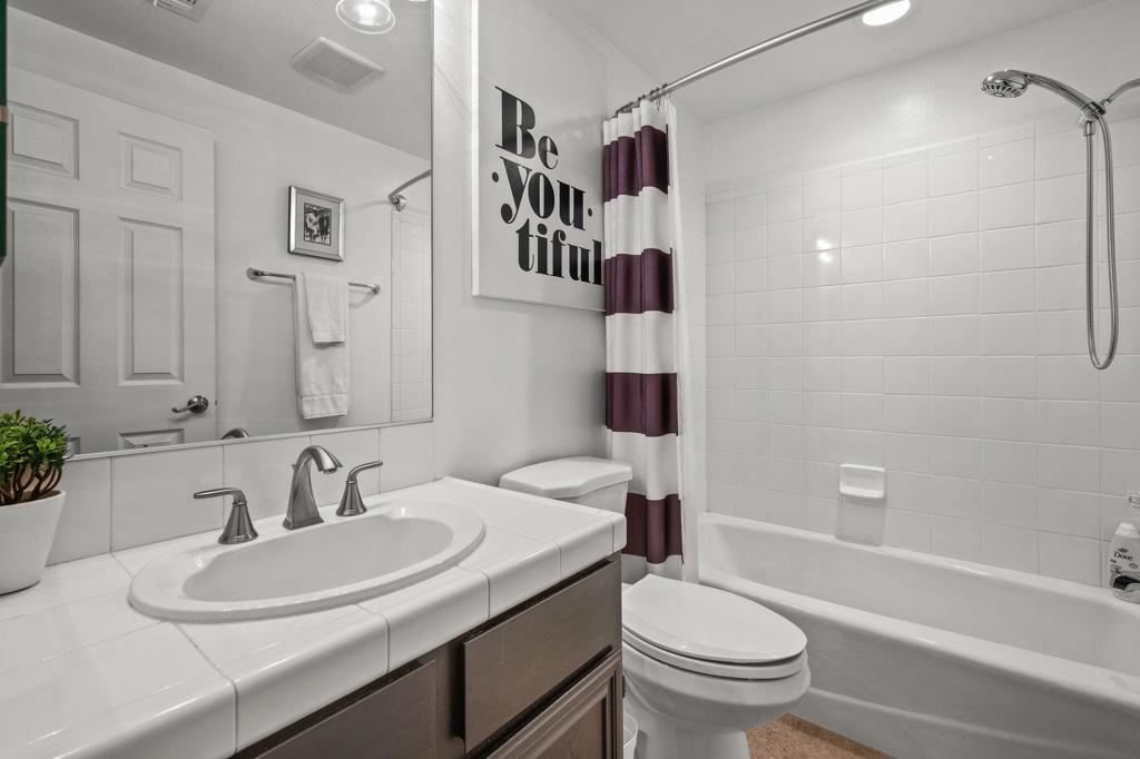 73421 Foxtail Lane Property Photo 16