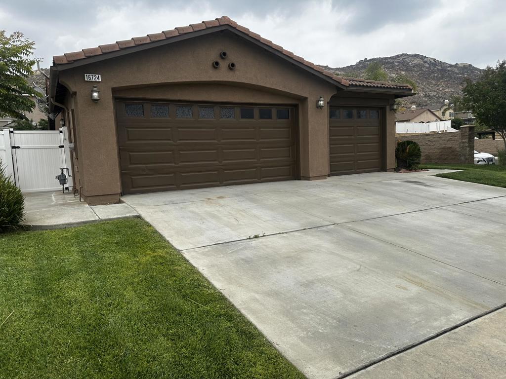 16724 Withers Way Property Photo 8