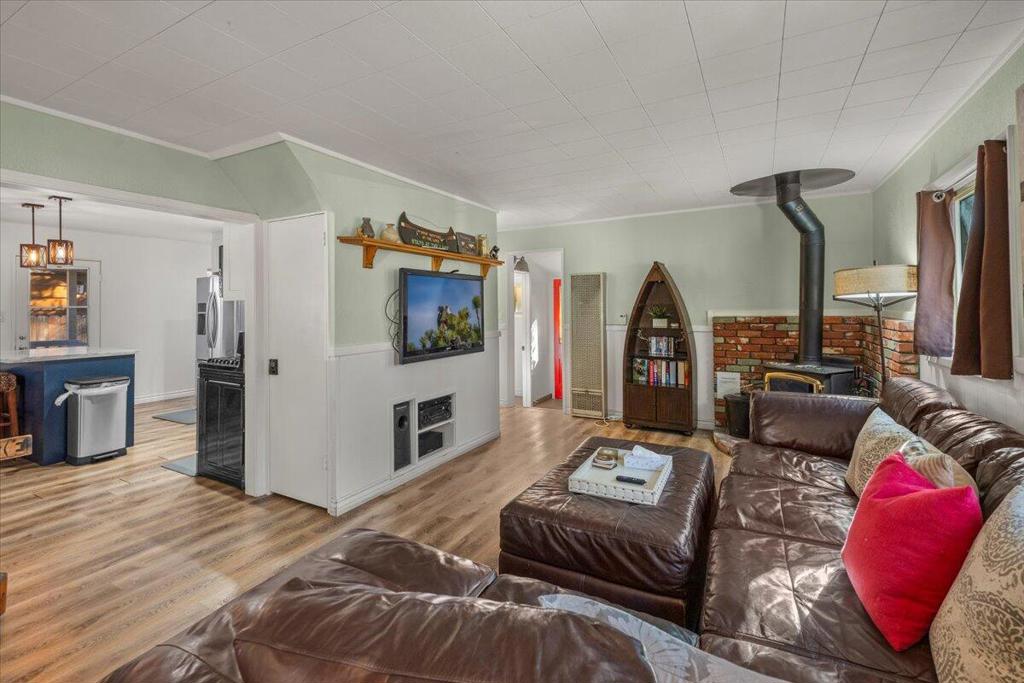 39187 N Bay Drive Property Photo 7