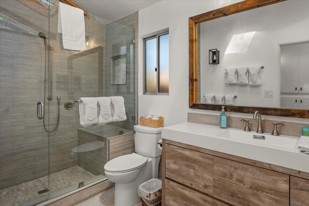 39187 N Bay Drive Property Photo 14