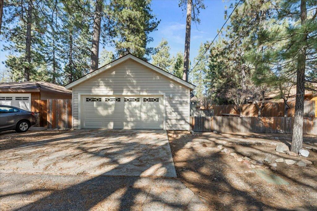39187 N Bay Drive Property Photo 35