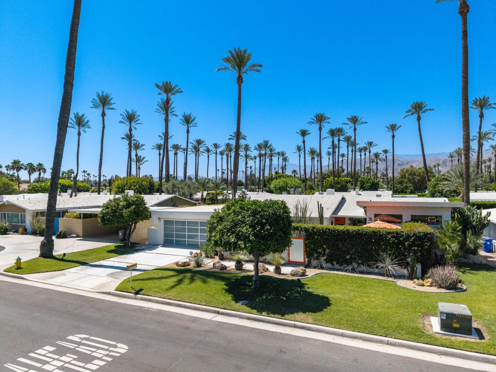 70435 Sunny Lane Property Photo 1