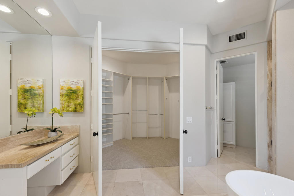 79015 Via San Clara Property Photo 28