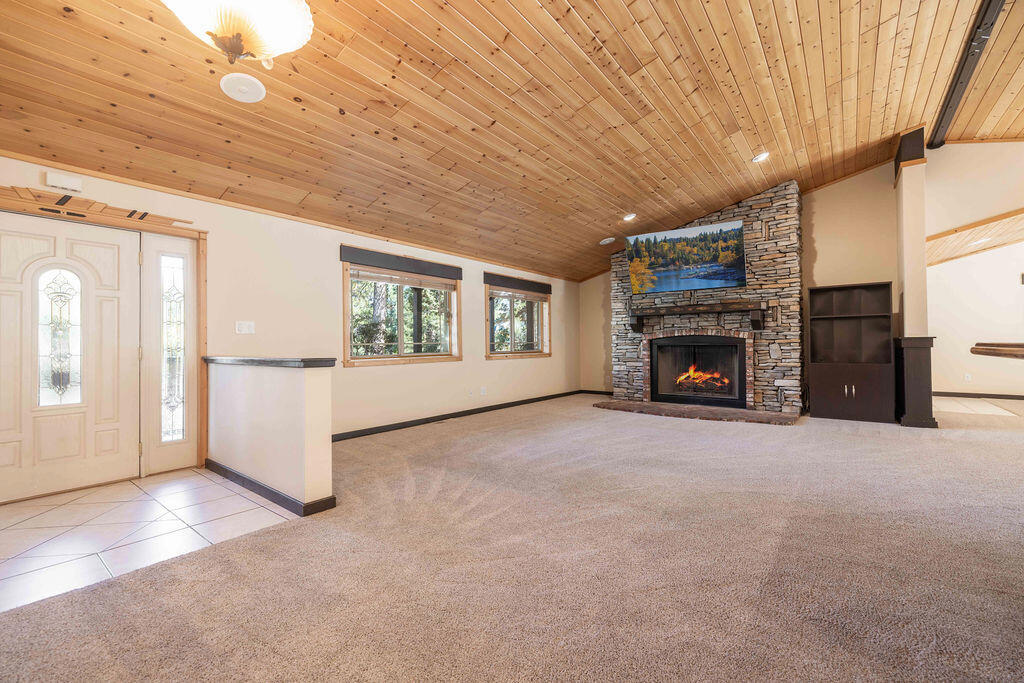 661 Cedar Glen Drive Property Photo 8