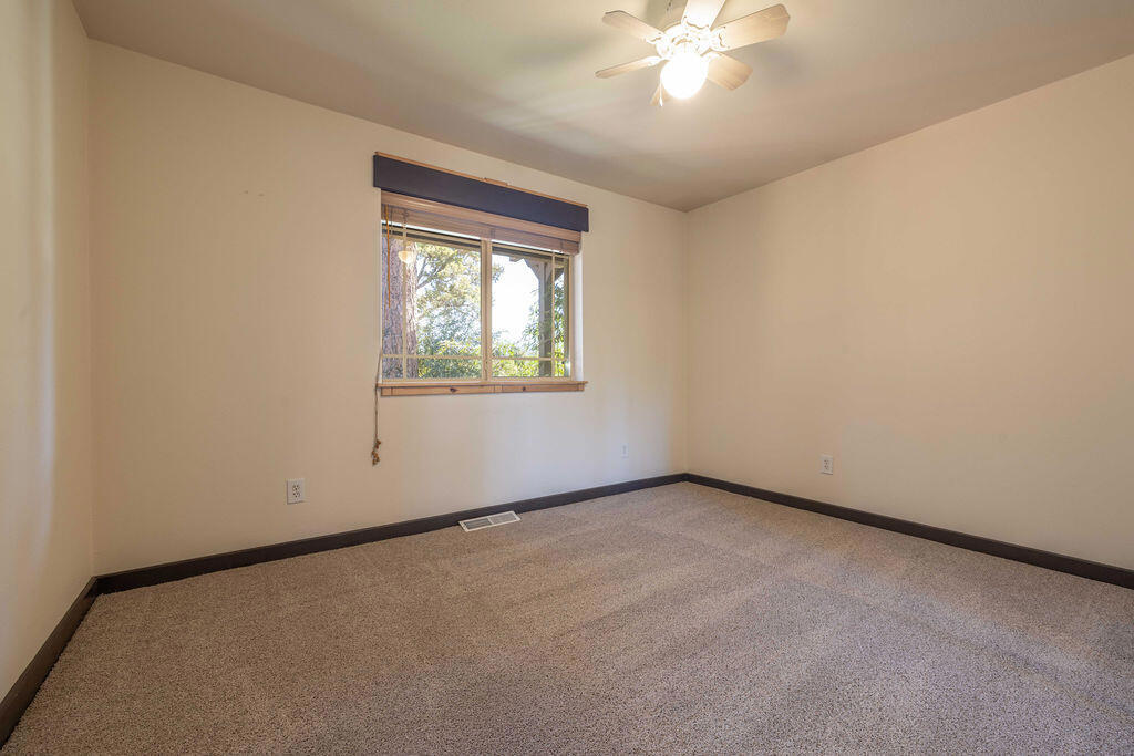 661 Cedar Glen Drive Property Photo 38