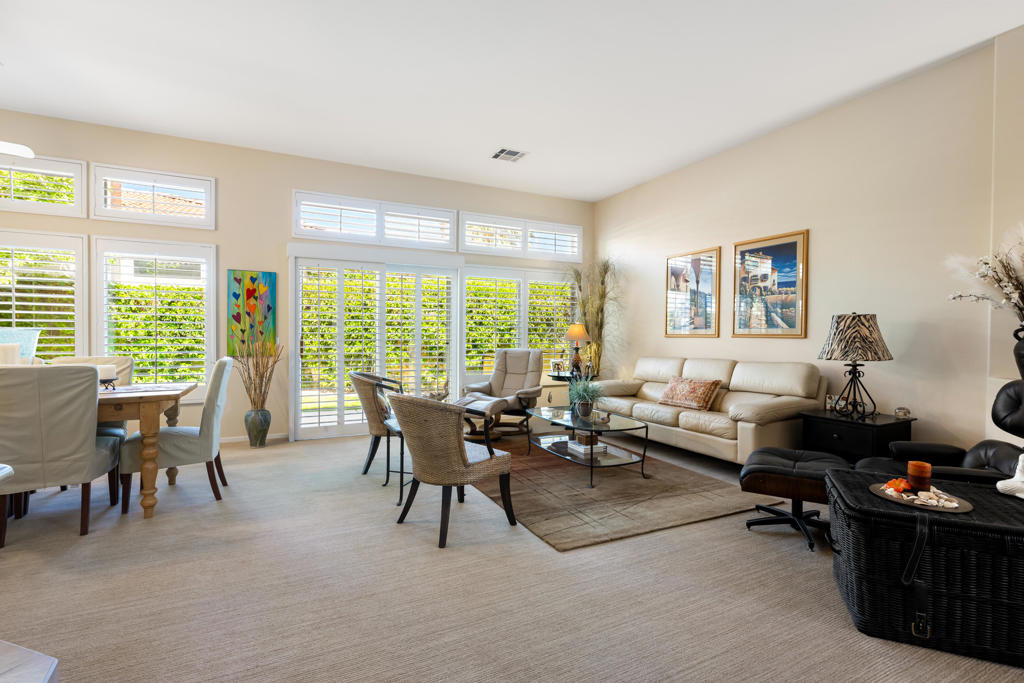 23 Vistara Drive Property Photo 13