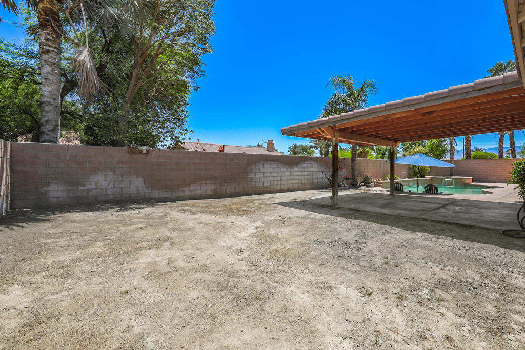 47820 Calle Zafiro Property Photo 32
