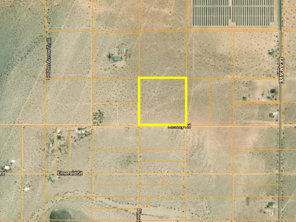 112 Amboy Road Property Photo 3