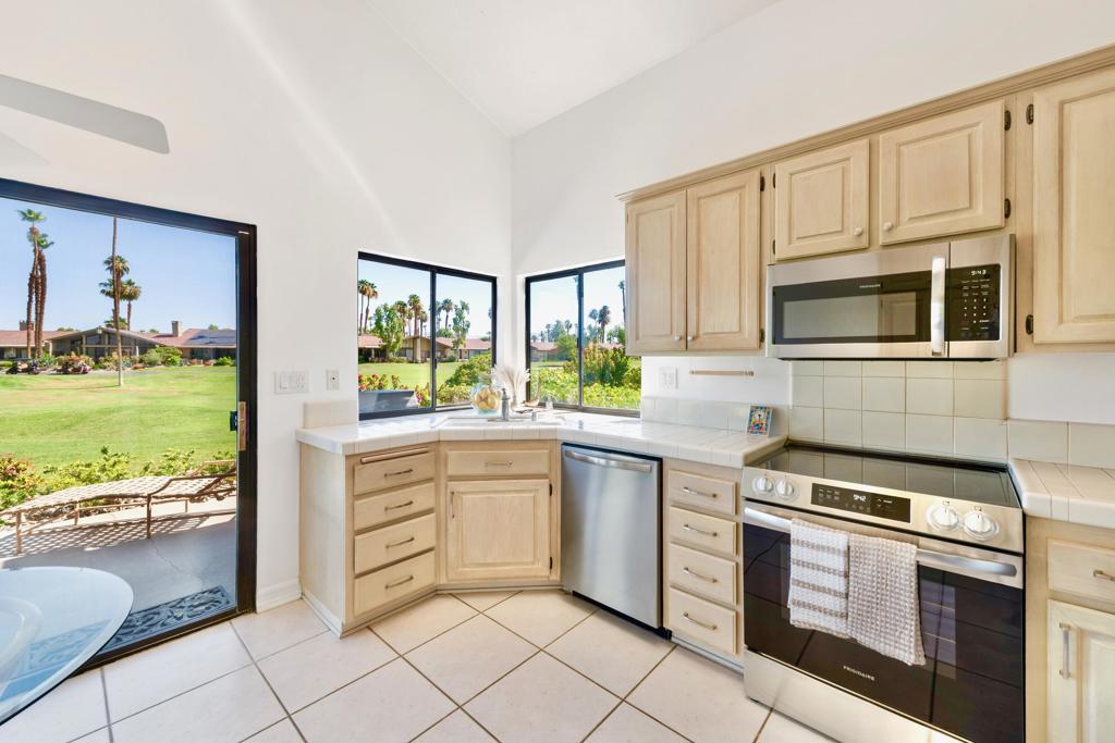 268 Running Springs Drive Property Photo 14