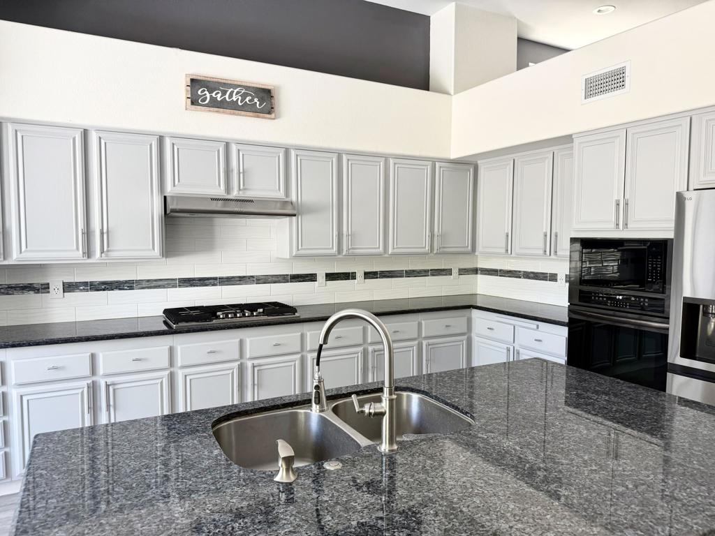 1062 E Via San Michael Road Property Photo 17