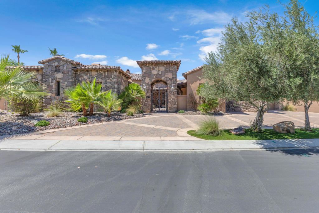 57895 E Stone Creek Trail Property Photo 5