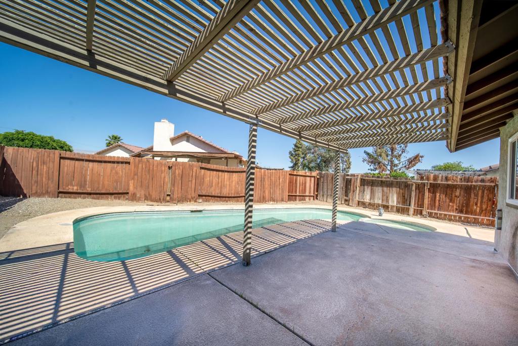 81402 Palmwood Drive Property Photo 16