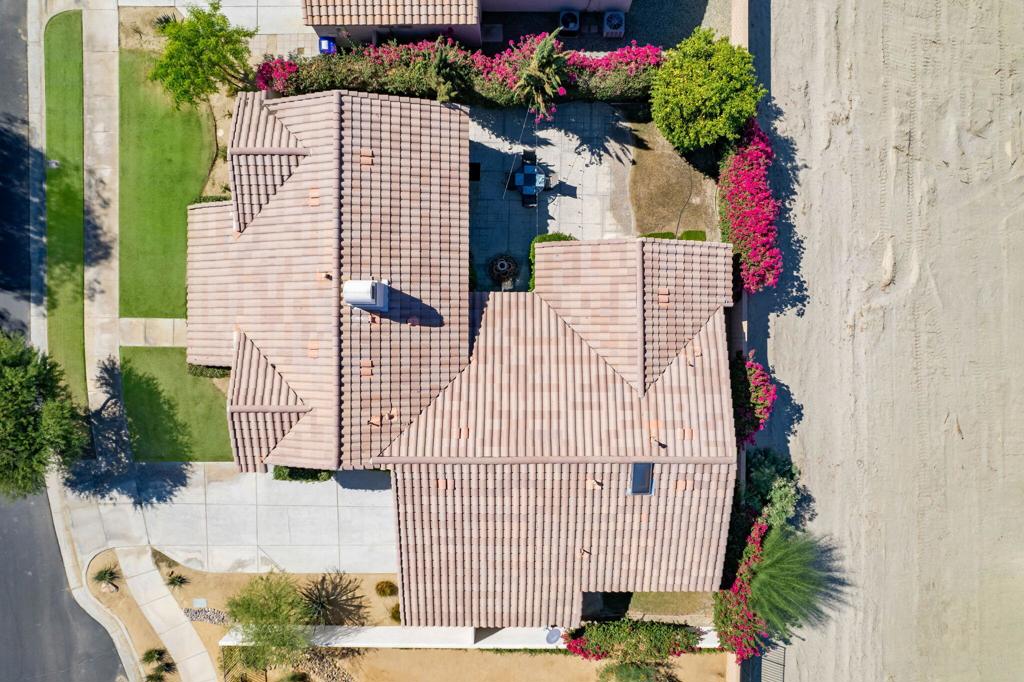 79700 Desert Willow Street Property Photo 6