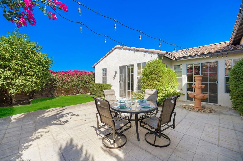 79700 Desert Willow Street Property Photo 15