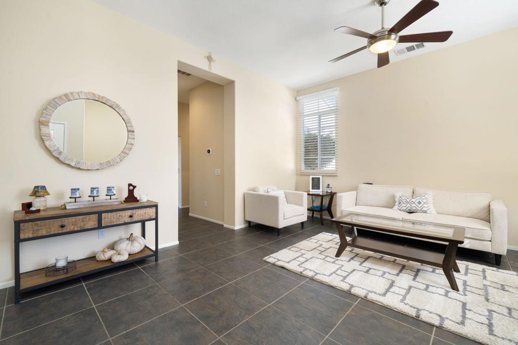 79700 Desert Willow Street Property Photo 16