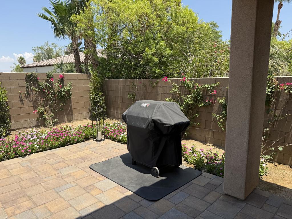 81814 Sun Cactus Lane Property Photo 32