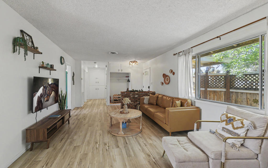 7603 Fox Trail Property Photo 5