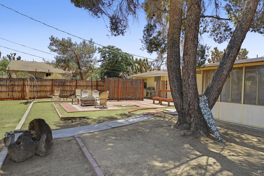 7603 Fox Trail Property Photo 23